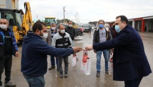 Dutlulu çalışanların yeni yılını kutladı