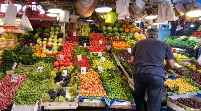 Enflasyon çift rakama demir attı