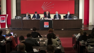 Kılıçdaroğlu ''Üniversitenin kapısına kelepçe vuruyorsunuz''