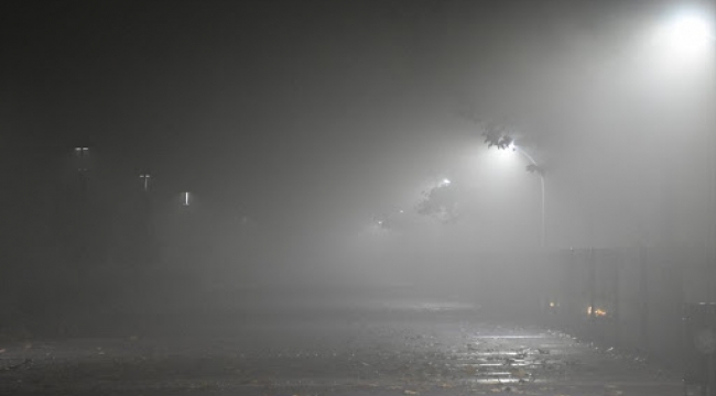 Manisa'da sis, görüş mesafesi 5 metrenin altına düştü