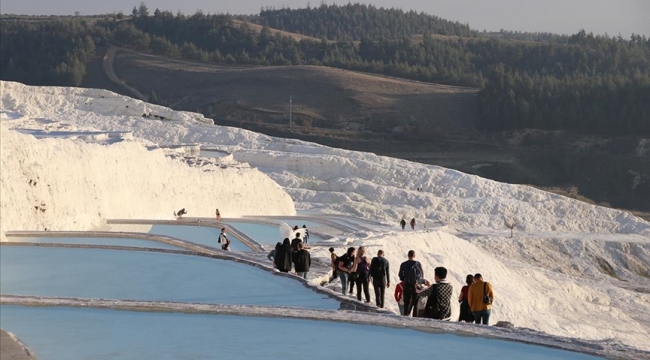 Pamukkaleye turist akını