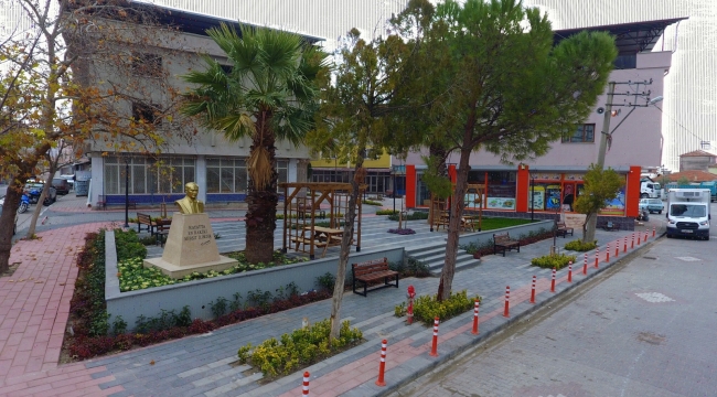 Paşaköy meydanı yenilendi