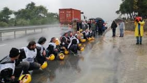 Tazminat için bin madenci sırada