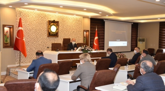 Vali Karadeniz'' çevreye zarar vermeden yapmalıyız"