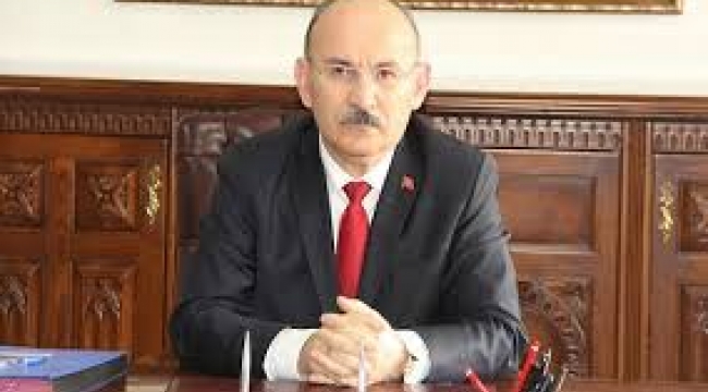 Vali Karadeniz'den çalışan gazetecileri günü mesajı