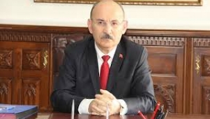 Vali Karadeniz'den çalışan gazetecileri günü mesajı