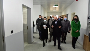 Vali Karadeniz okul denetledi