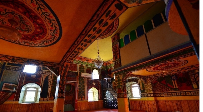 Yapanı beli olmayan 136 yıllık cami 