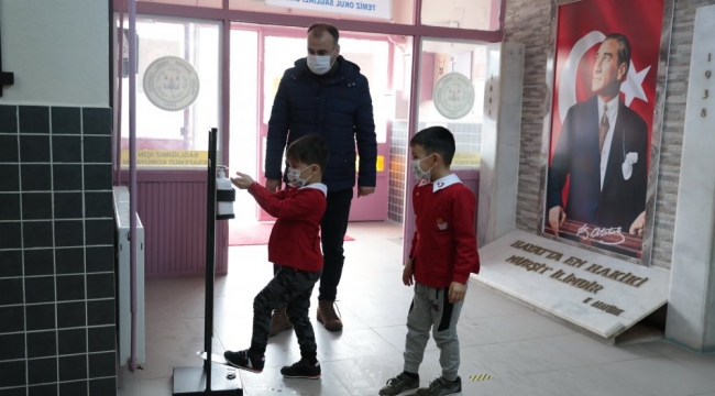 Akhisar belediyesinden eğitime destek