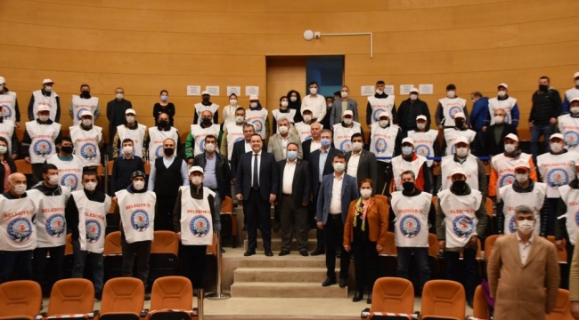 Akhisar'da belediye işçilerin ücretine yüzde 20.12 zam yapıldı