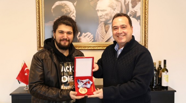 Akhisarlı atıcının büyük başarısı
