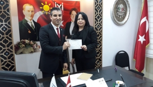 AKP'den istifa etti,İYİ partiye geçti