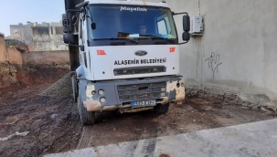 Alaşehir'de ekipler görev başında