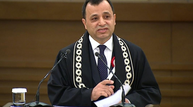 AYM başkanı Zühtü Arslan'dan önemli uyarı