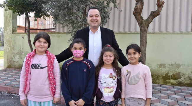 Başkan Dutlulu , sevgisini çocuklarla paylaştı