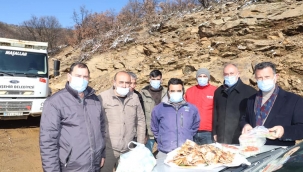 Başkan Öküzcüoğlu öğle yemeğinde işçilerle buluştu 