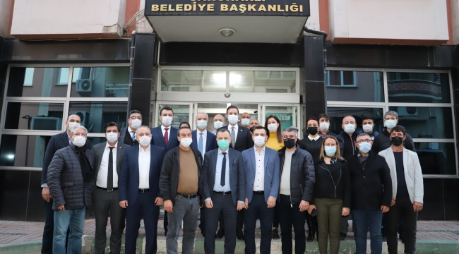  CHP Genel Başkan Yardımcısı Ahmet Akın, Zeki Bilgin'i ziyaret etti