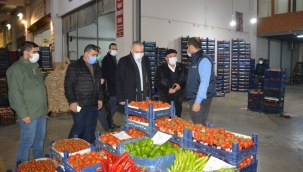 CHP heyeti hal esnafıyla buluştu