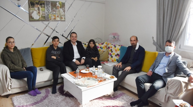 Dutlulu'yu evinde ağırladı