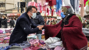 Eryılmaz''esnaflar hem iş yerlerinde, hemde evlerinden atılıyor'