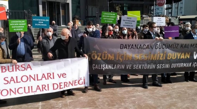 Esnaflar sokağa indi
