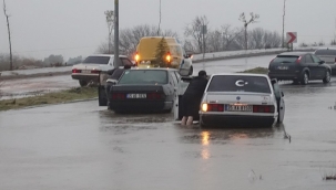 Manisa'yı sel vurdu