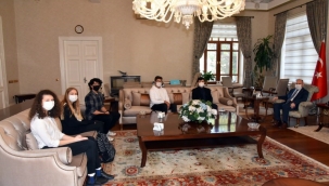 Öğrenciler vali Karadeniz'den bisikletli durak istedi