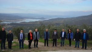 Salihlili zeytinciler, güç birliği için buluştular