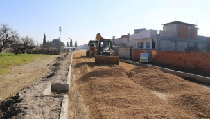 Turgutlu'da asfalt öncesi yol bakımı