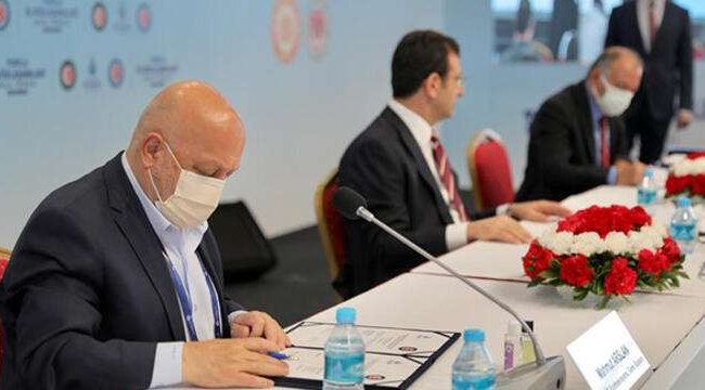 45 bin işçiyi kapsayan İBB ile Hak-İş ve Türk-İş'le toplu-sözleşme