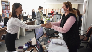 Akhisar belediyesinden kadın çalışanlara 8 mart izni