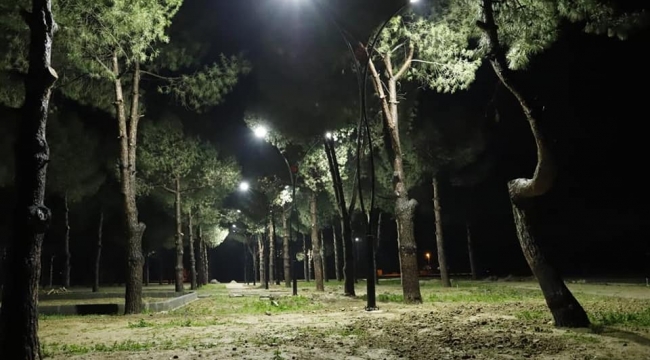 Alaşehir park ışıklandırıldı