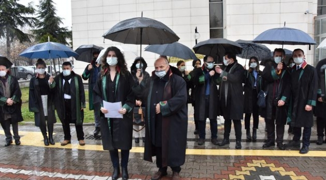 Avukatlardan protesto