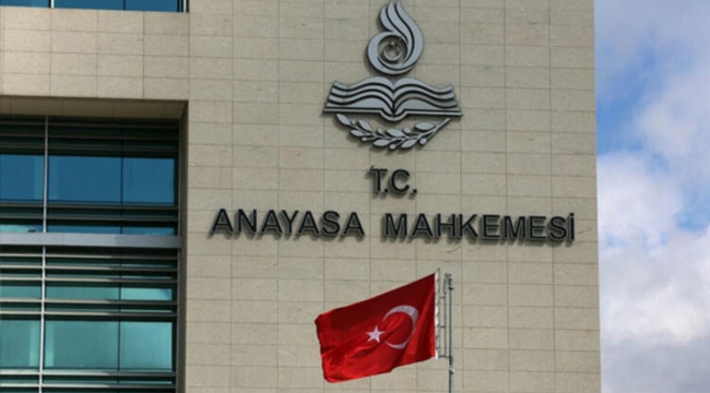 AYM'den düzenli bilgi vermeyen partiler hakkına suç duyurusu