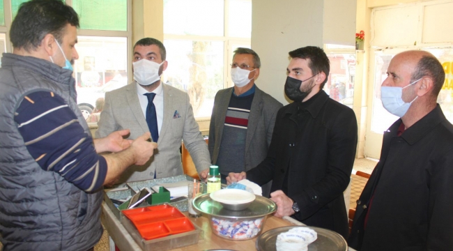 Başkan Akan, "Esnaf borç içinde"