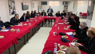 CHP İlçe başkanları Gölmarmara'da toplandı