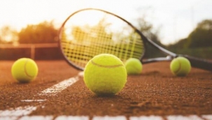 Demirci'de tenis kursları başlıyor