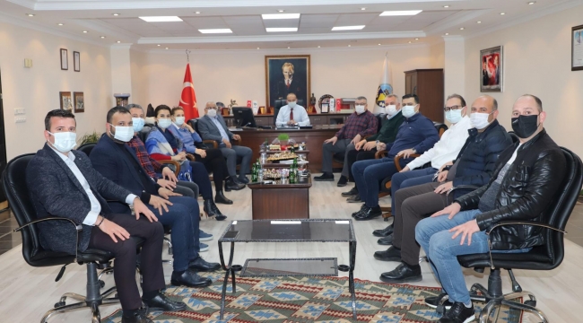 İki CHP'li belediye başkanı Turgutlu'da buluştu