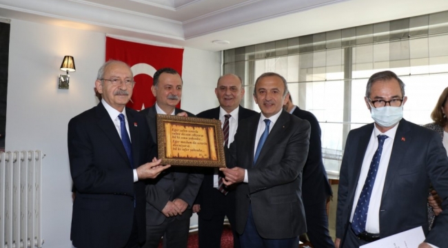 Kılıçdaroğlu'na Manisa'nın sorunlarını STK başkanları anlattı