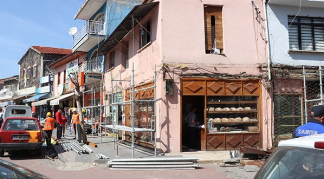 Kula tarihi çarşıda restorasyon başladı