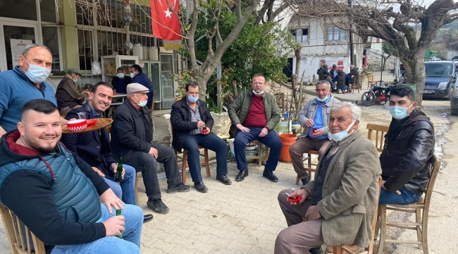 Sarıgöl'de CHP'liler vatandaşla buluştu
