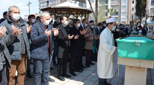 Traşcı Ahmet son yolculuğuna uğurlandı