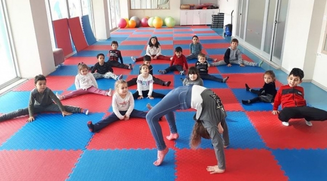 Turgutlu Belediyesi Bünyesinde Jimnastik ve Pilates Kursları Başladı