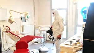 Akhisar belediyesi hastaneleri dezenfekte etti 