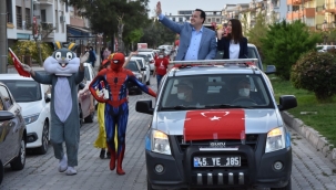 Akhisar'da 23 nisan coşkusu