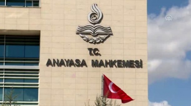 AYM'den 3 parti hakkında suç duyurusu