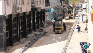 Eşref Ozan Sokak yenileniyor