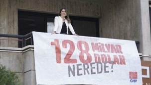 Polisleri geri gönderdi