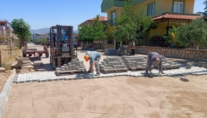 Alaşehir'de belediye yol bakım ve onarımına hız verdi