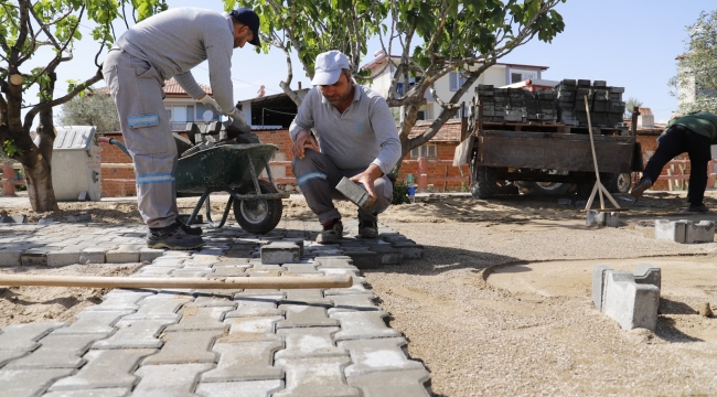 Belediye ekipleri Alaşehir'i yaza hazırlıyor